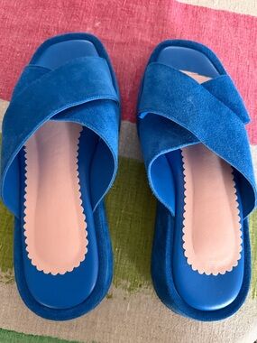 Women's Blue Suede Crisscross  Sandals Sz 39 Kyla Chios P slides